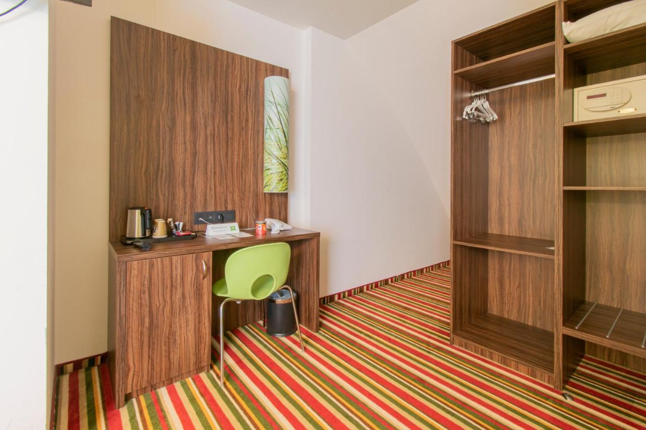 Отель Ibis Styles Zeebrugge Braambeierhoek Экстерьер фото